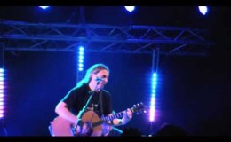 music Αλκίνοος Ιωαννίδης – Προσκυνητής (HOPE FESTIVAL LIVE)