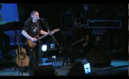 music Εναέρια τρένα | Αλκίνοος Ιωαννίδης