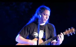 music Αλκίνοος Ιωαννίδης – Σιωπή – Καπέσοβο 22/8/2011