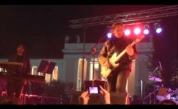 music Αλκίνοος – Ο Κόσμος Που Αλλάζει (live)