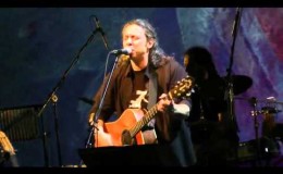 music Αλκίνοος Ιωαννίδης – Θα ‘μαι κοντά σου Live Theatron HD