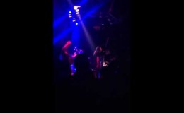 music Ένας κουρέας στη Νέα Σμύρνη – Π.Παυλίδης, Α. Ιωαννίδης