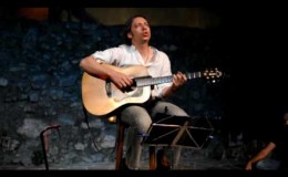 music Αλκίνοος Ιωαννίδης – Κεμάλ (Acoustic Live)