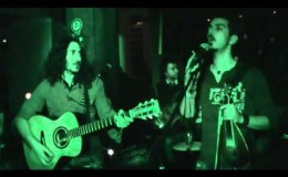 music me tosa psemmata  ”alli mpanta”         (alkinoos)