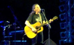 music Alkinoos Ioannidis – Adieksodo [Live@Lykavitos Theater 13/09/2010,Athens,GREECE]