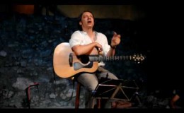 music Αλκίνοος Ιωαννίδης – Έχω Μια Λέξη (Acoustic Live)