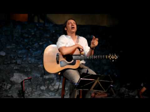 music Αλκίνοος Ιωαννίδης - Έχω Μια Λέξη (Acoustic Live)