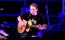 music Alkinoos Ioannidis – Avgoustos – Live at Kourio, 11 June 2011