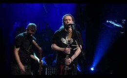 music Αλκίνοος Ιωαννίδης- Μισό Φεγγάρι